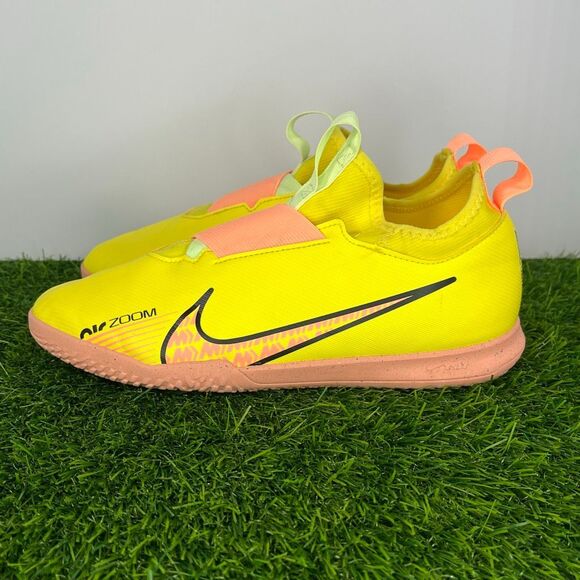 Nike Zoom Mercurial Vapor 15 Academy TF Turf Soccer Shoes Junior size 6Y/ Women’ - Picture 1 of 8